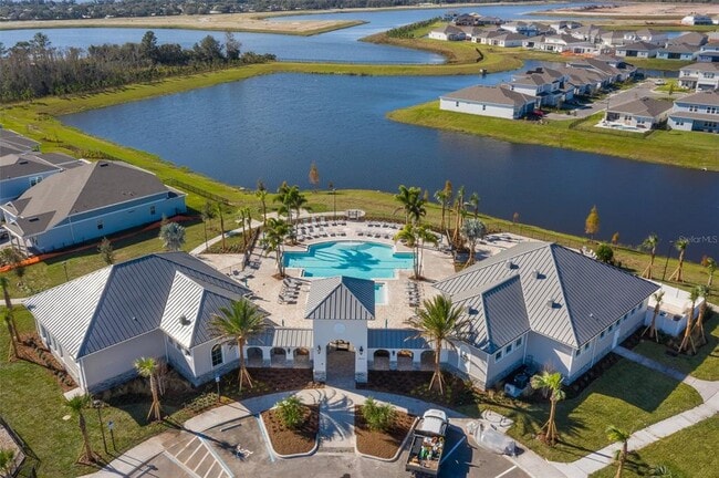 property at 10425 Folly Bch Rd