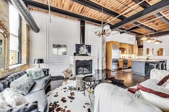 312 N May St, Unit 5a in Chicago, IL - Building Photo - Building Photo