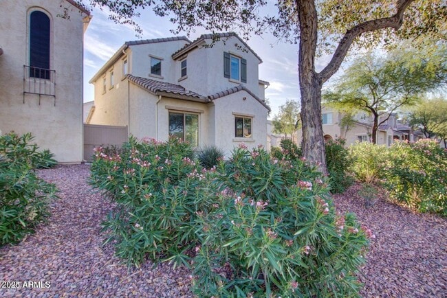 2216 W Le Marche Ave in Phoenix, AZ - Building Photo - Building Photo