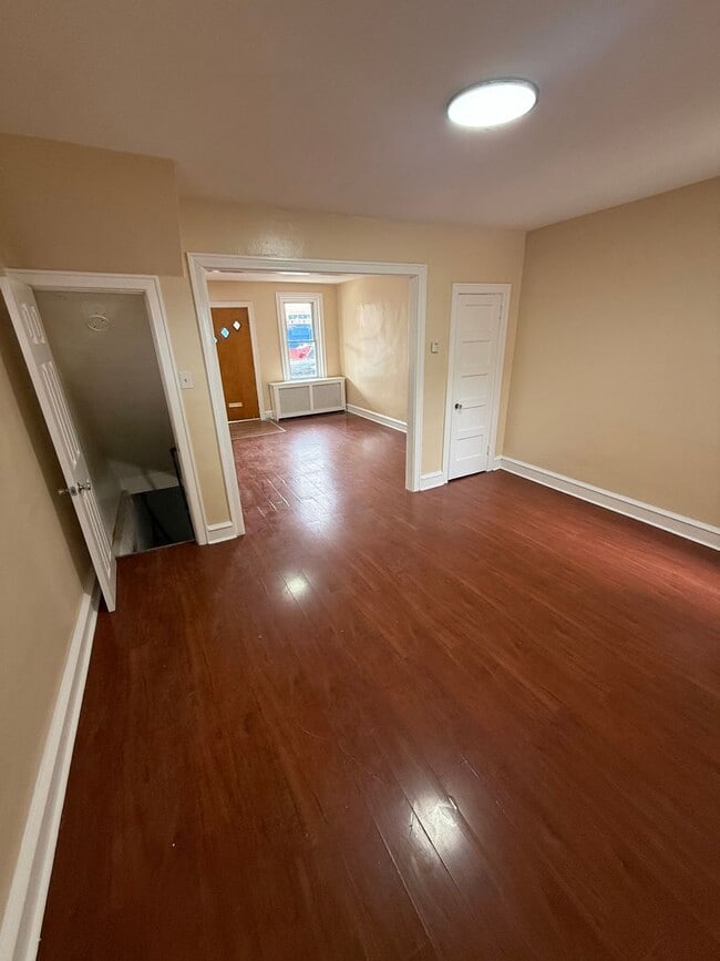 6047 N Mascher St in Philadelphia, PA - Building Photo - Building Photo