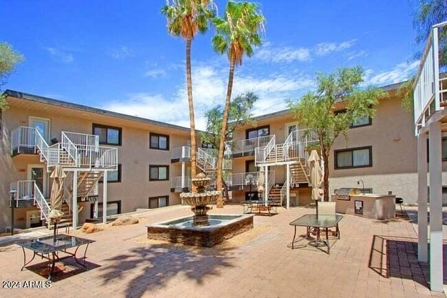 724 E Devonshire Ave in Phoenix, AZ - Building Photo - Building Photo