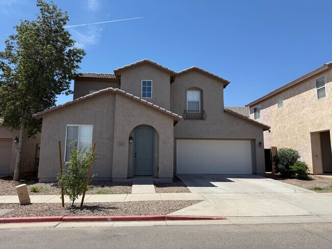 property at 5223 W Raymond St