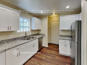 10017 N 66th Ave in Glendale, AZ - Foto de edificio - Building Photo