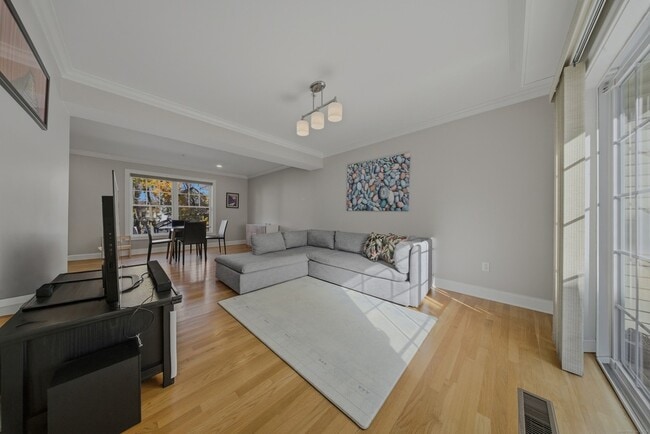 property at 1707 Summer St