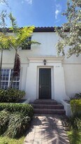 17138 SW 93rd St in Miami, FL - Building Photo
