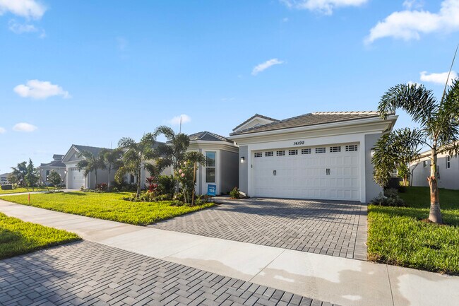 14192 Lacebark Ln in Westlake, FL - Building Photo - Building Photo