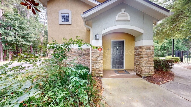 property at 8539 Gate Pkwy W