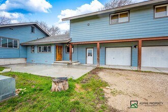 899 S Swan Falls Rd in Kuna, ID - Building Photo - Building Photo