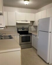 2804 W 30th Ave, Unit 1 in Anchorage, AK - Building Photo - Building Photo