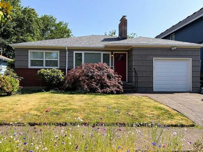 property at 4212 SE Evergreen St