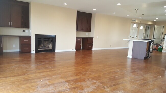 308 Pershing Dr in Los Angeles, CA - Building Photo - Building Photo