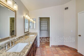 15851 S 30th Pl in Phoenix, AZ - Building Photo - Building Photo