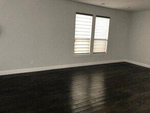 4721 Cash Dr in Carrollton, TX - Building Photo - Building Photo