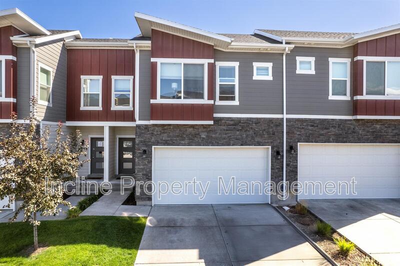 4302 E Half Timber Way in Eagle Mountain, UT - Building Photo