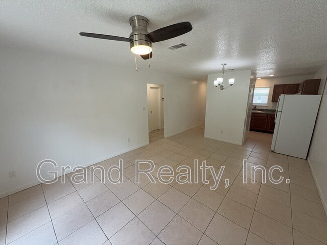 property at 4146 Charles Cir