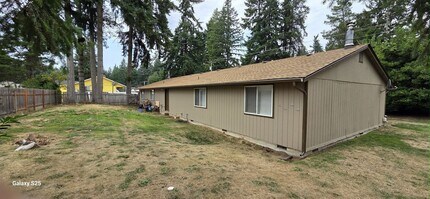 3184 Muir Ct SE in Port Orchard, WA - Building Photo - Building Photo