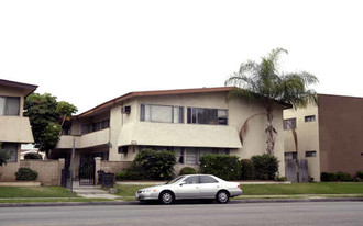 10919 Pioneer Blvd in Santa Fe Springs, CA - Building Photo