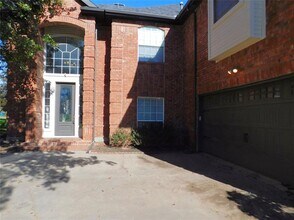 2765 Fernwood Dr in Highland Village, TX - Building Photo - Building Photo