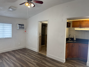 55 NW 64th Ct in Miami, FL - Building Photo - Building Photo