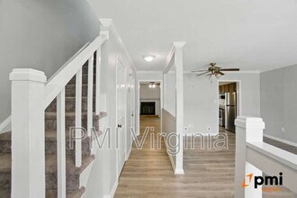 4578 Marlwood Way in Virginia Beach, VA - Foto de edificio - Building Photo
