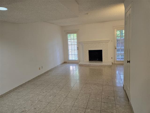 1377 Roaring Springs Rd
