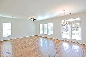 232 Flagler Dr, Unit 302 in Savannah, GA - Building Photo - Building Photo