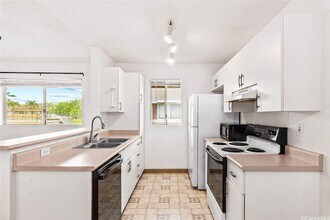91-1043-1037 Laulauna St, Unit 0913 in Ewa Beach, HI - Building Photo - Building Photo