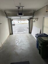 791 Long Hill Rd, Unit Unit B in Middletown, CT - Building Photo - Building Photo