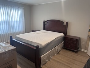 4609 Tudor Dr, Unit The Glenns in Pompton Plains, NJ - Foto de edificio - Building Photo