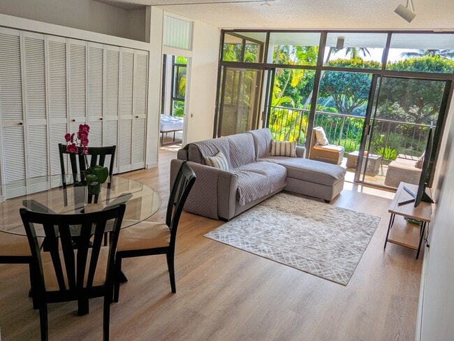property at 1030 Aoloa Pl