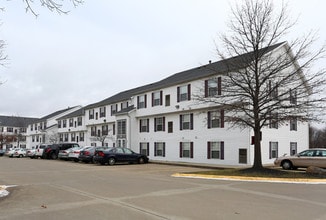 Holly Park in Kent, OH - Foto de edificio - Building Photo