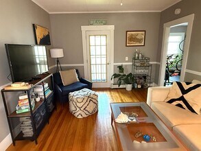 33 O'Brion St in Portland, ME - Building Photo - Building Photo
