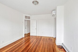 864 Huntington Ave in Boston, MA - Building Photo - Building Photo