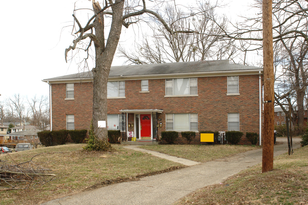 321 Ridgedale Rd in Louisville, KY - Foto de edificio