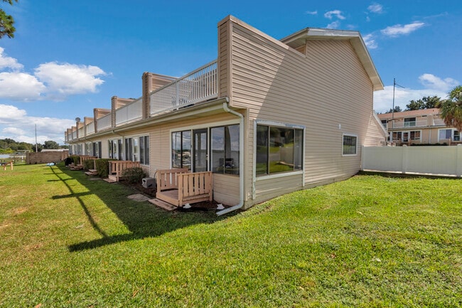 11001 SE Sunset Harbor Rd, Unit A08 in Summerfield, FL - Building Photo - Building Photo