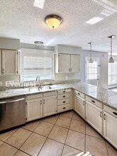 823 Haversham Dr in St. Charles, MO - Building Photo - Building Photo