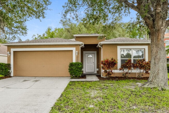 property at 3254 Erskine Dr