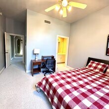 3210 Jordan Dr, Unit Blue Room in Southlake, TX - Building Photo - Building Photo