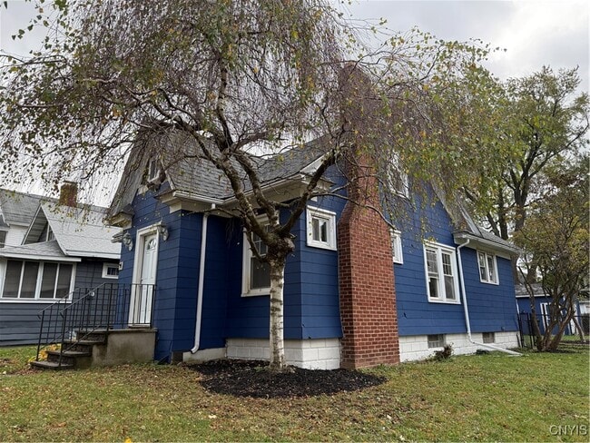 1200 N Glencove Rd in Syracuse, NY - Building Photo - Building Photo