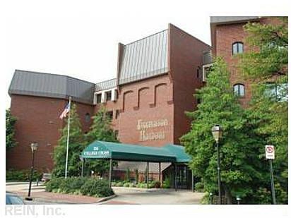 255 College Cross in Norfolk, VA - Building Photo - Building Photo