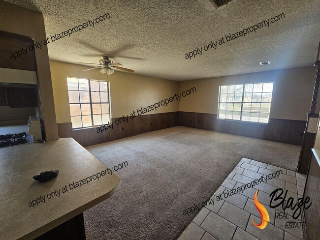 1019 Sugarloaf Dr in Amarillo, TX - Building Photo - Building Photo