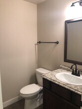 1935 N Travis Ln in Post Falls, ID - Foto de edificio - Building Photo