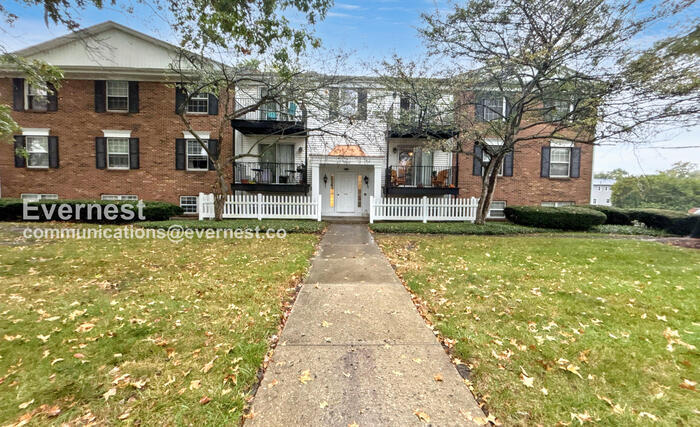 5245 Portland St in Columbus, OH - Building Photo