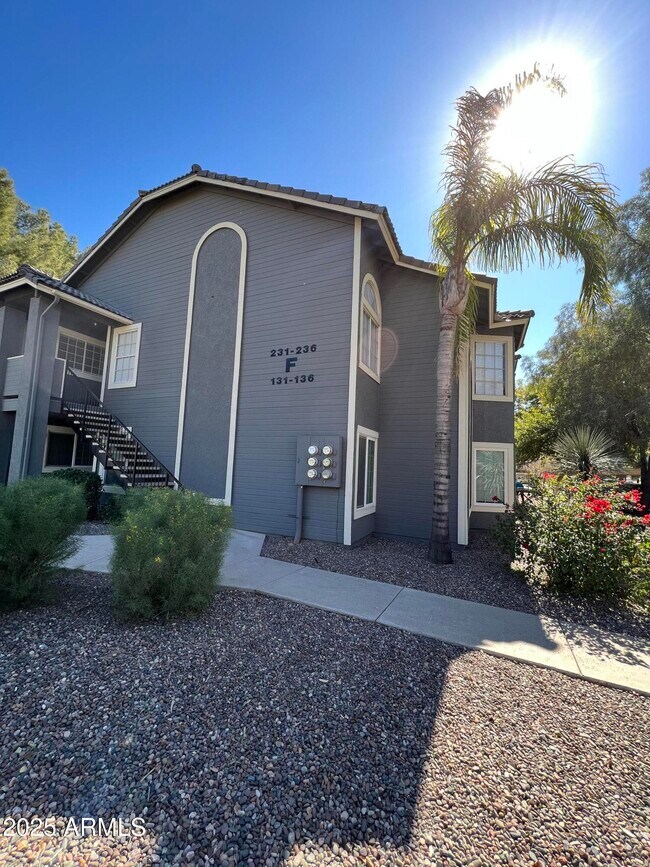 255 S Kyrene Rd in Chandler, AZ - Building Photo - Building Photo