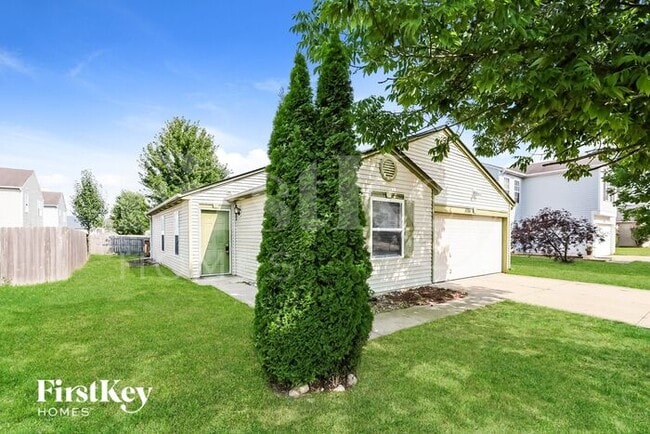 1751 Blackmore Dr in Indianapolis, IN - Building Photo - Building Photo