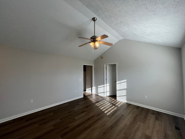 234 Loch Lomand Dr in Christiana, TN - Building Photo - Building Photo