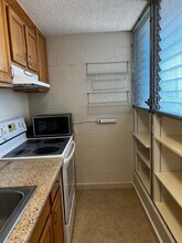 1541 Dominis St in Honolulu, HI - Building Photo - Building Photo