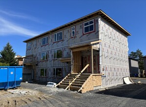 13-23 L'assomption Boul O in St-Charles-Borromée, QC - Building Photo - Building Photo