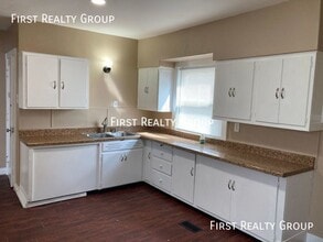 1102 Beaumont Ave in Dayton, OH - Building Photo - Building Photo
