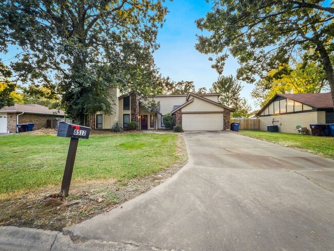 8512 Meadow Dr in Fort Smith, AR - Building Photo - Building Photo